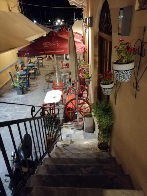 Aegina Port Apt 2-Διαμέρισμα Στο Λιμάνι Της Αίγινας 2 Exterior foto